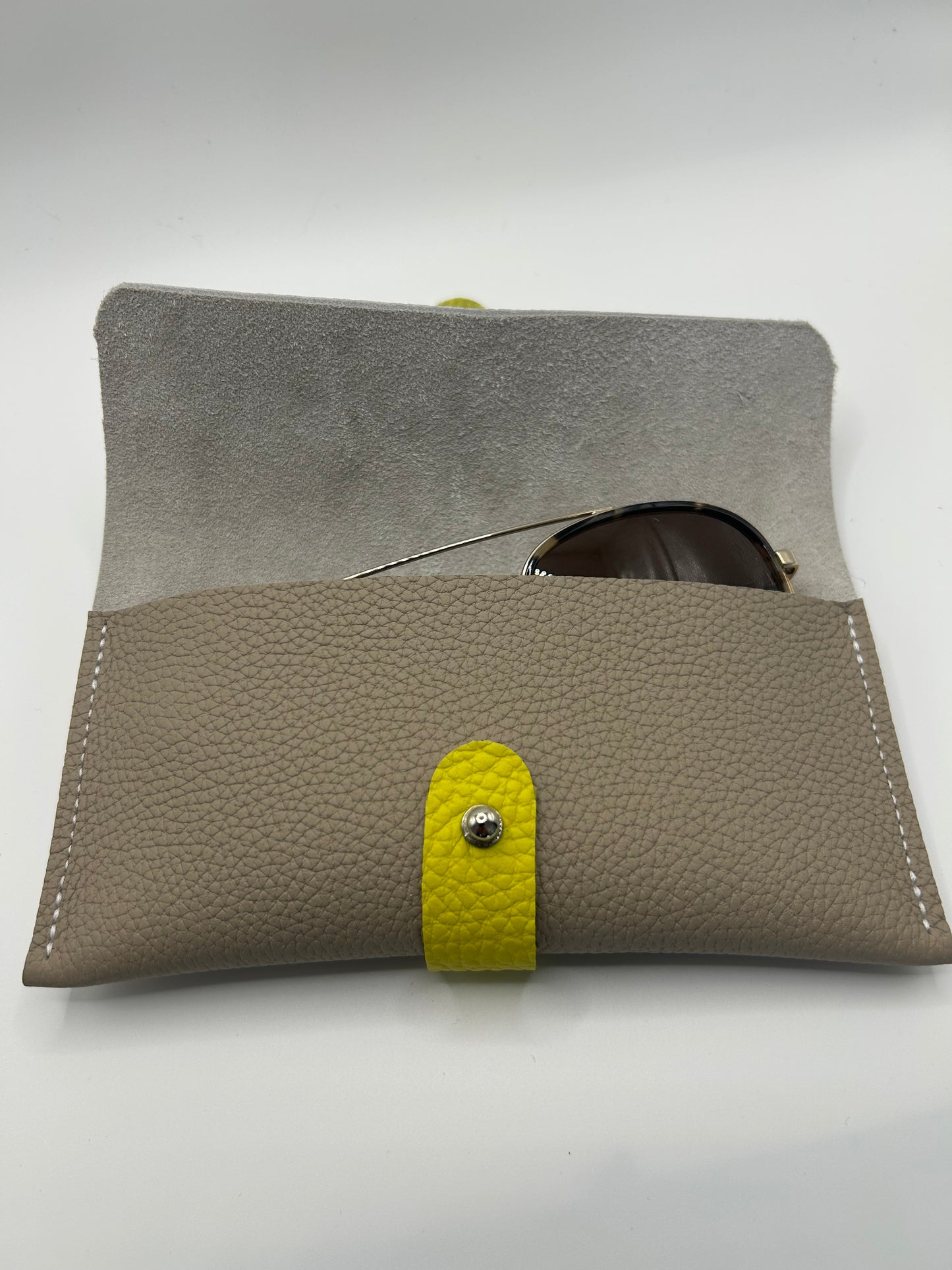 Brillenetui Leder Beige/Gelb