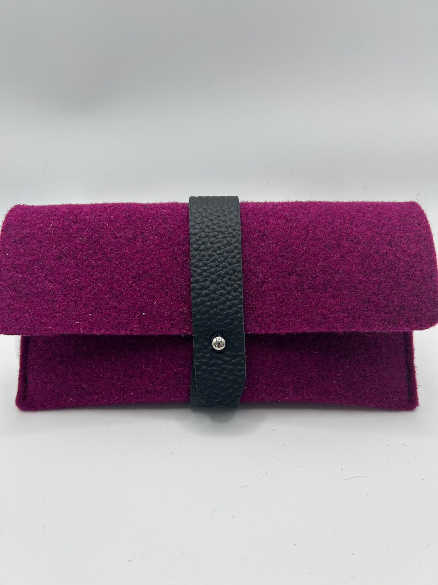 Brillenetui Filz Magenta/Schwarz
