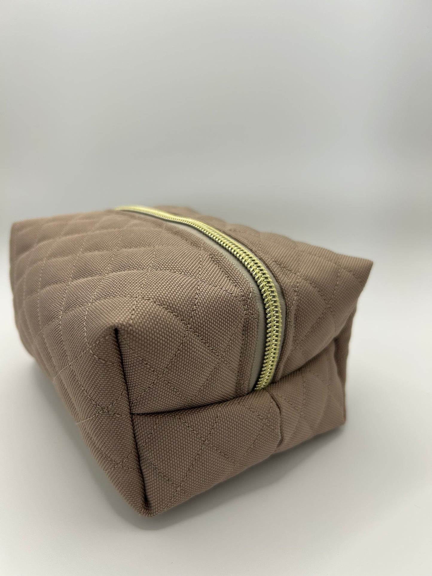 Kosmetiktasche Stepp Breit Beige