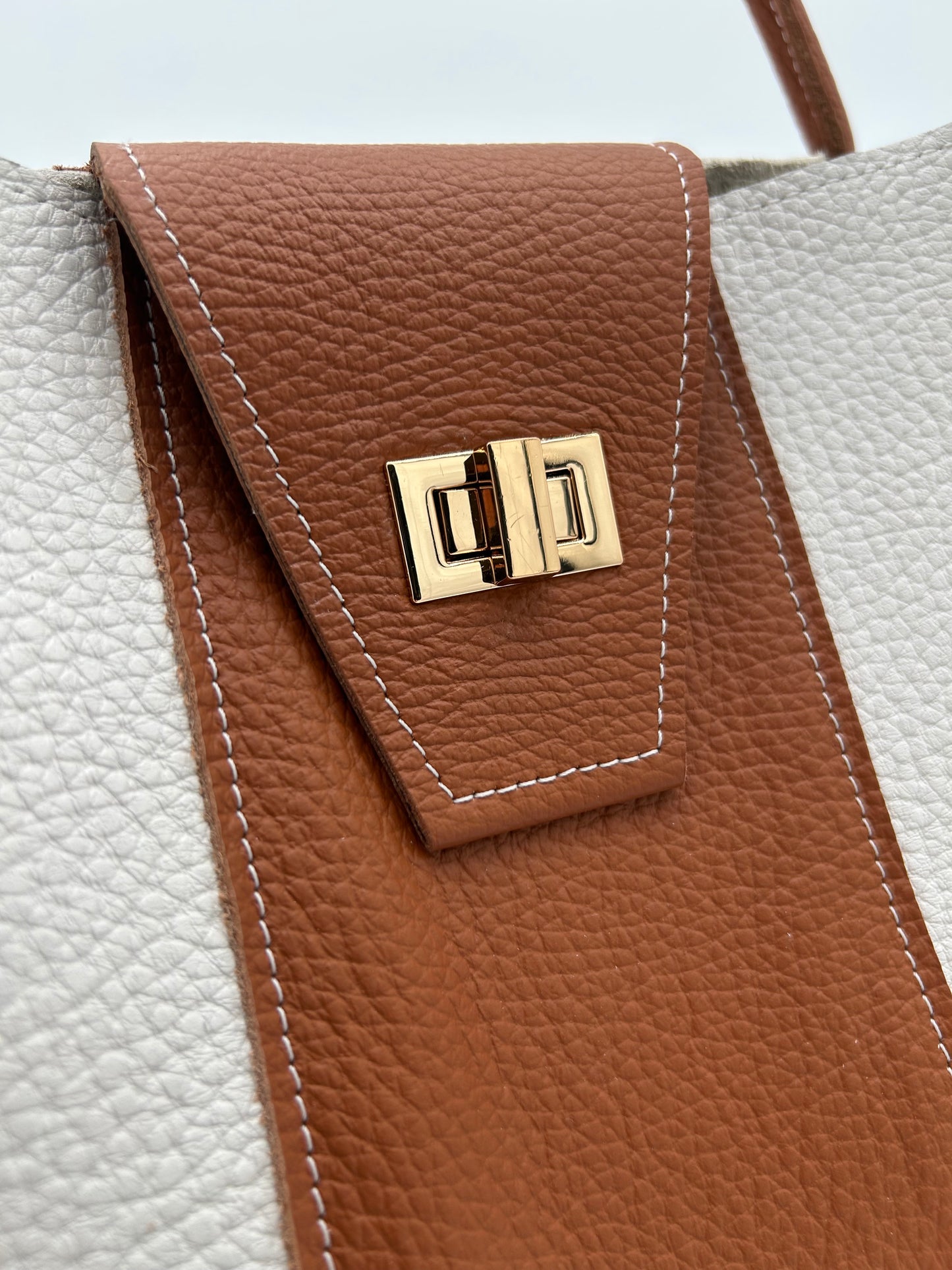 Handtasche Leder Weiß / Cognac