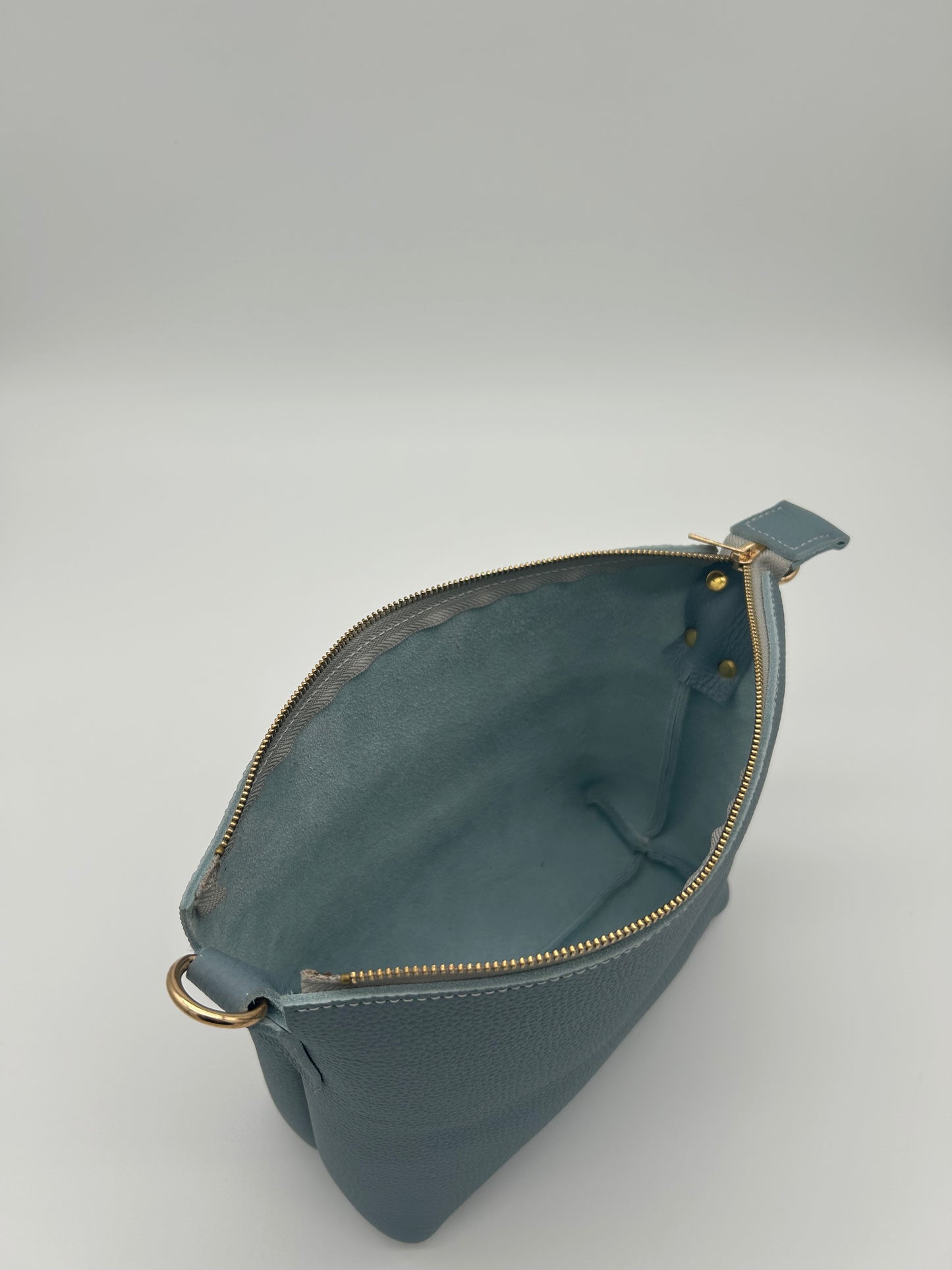 Umhängetasche Leder Hellblau