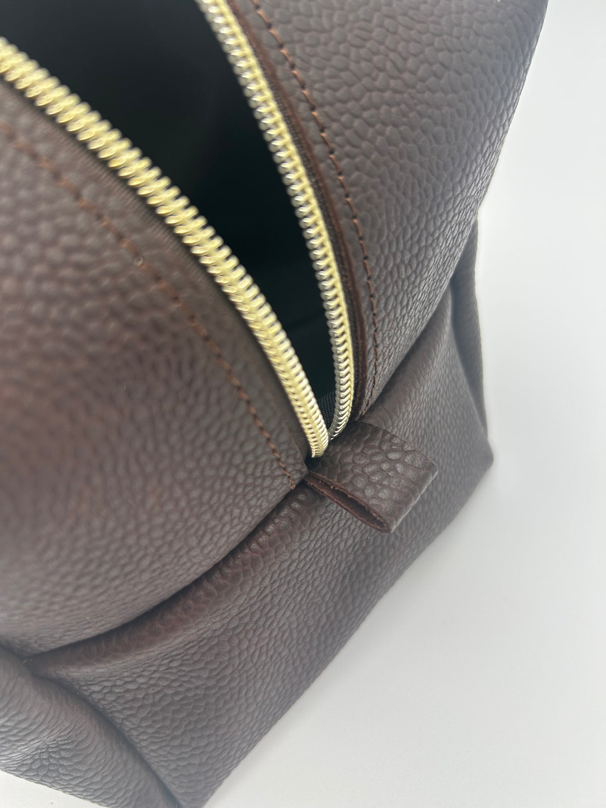 Kultur-/Kosmetiktasche Unisex Echtleder Dunkelbraun (Groß)
